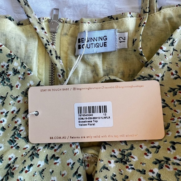 Beginning Boutique Sweetness Floral Top - Picture 7 of 7